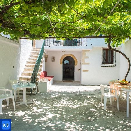 Villa Archontiko Tzitzifés Exterior foto